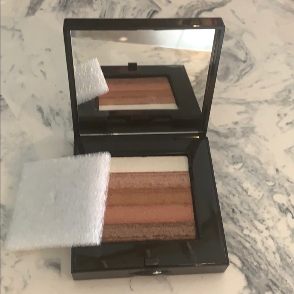 Bronzer - Picture 2 of 3